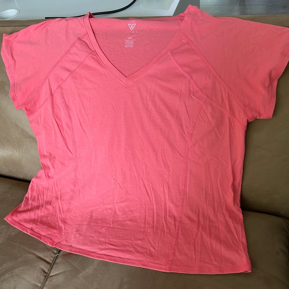Pink/salmon workout tee! Size 18/20